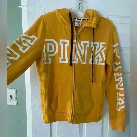 PINK Yellow Hoodie With Side Snaps - B34 - Picture 1 of 8
